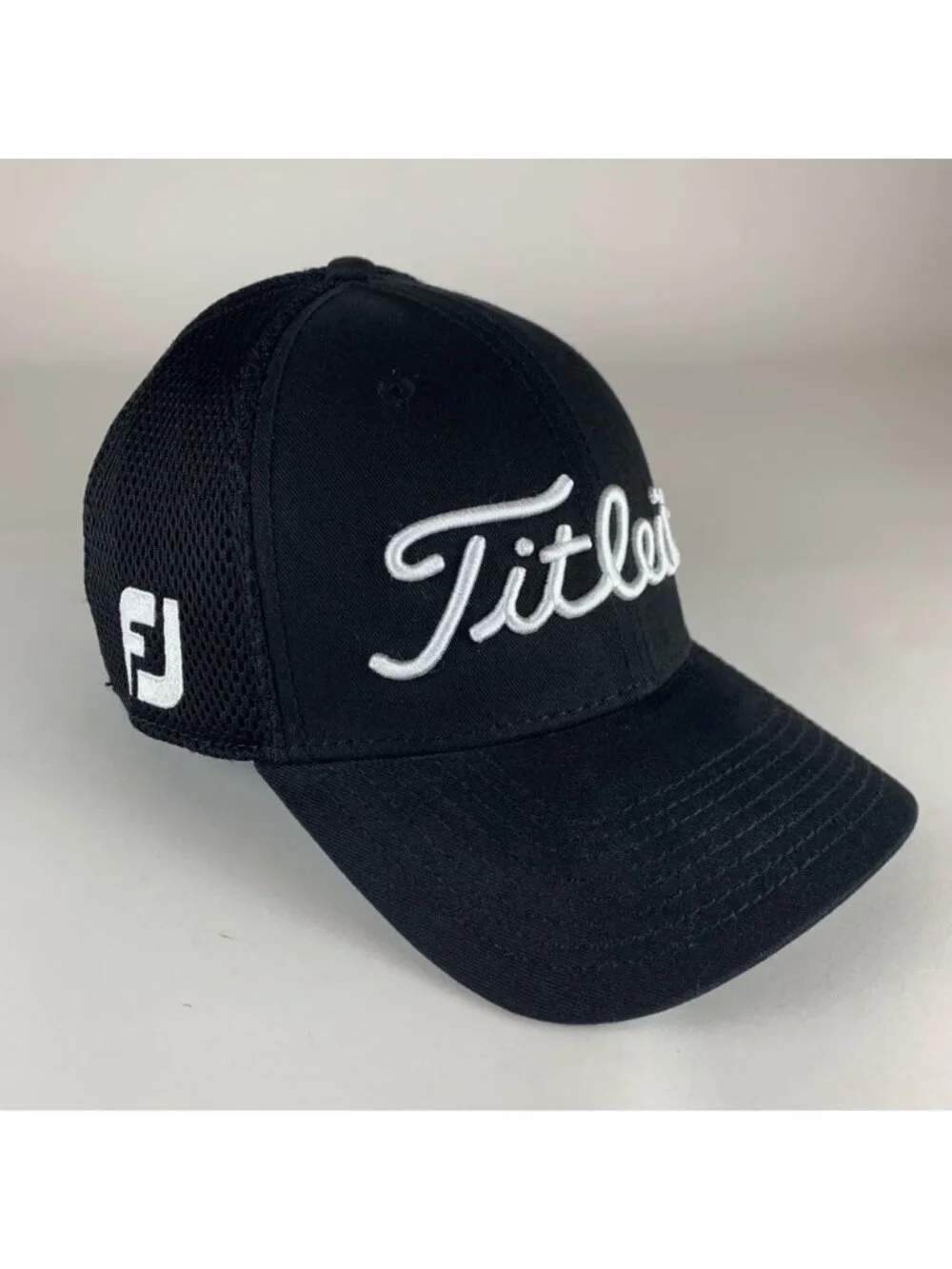 Titleist FootJoy Black New Era 39Thirty Stretch Fitted Hat Mens M/L